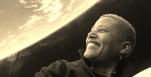 Experiencia en hoteles permite enviar mensajes a la luna